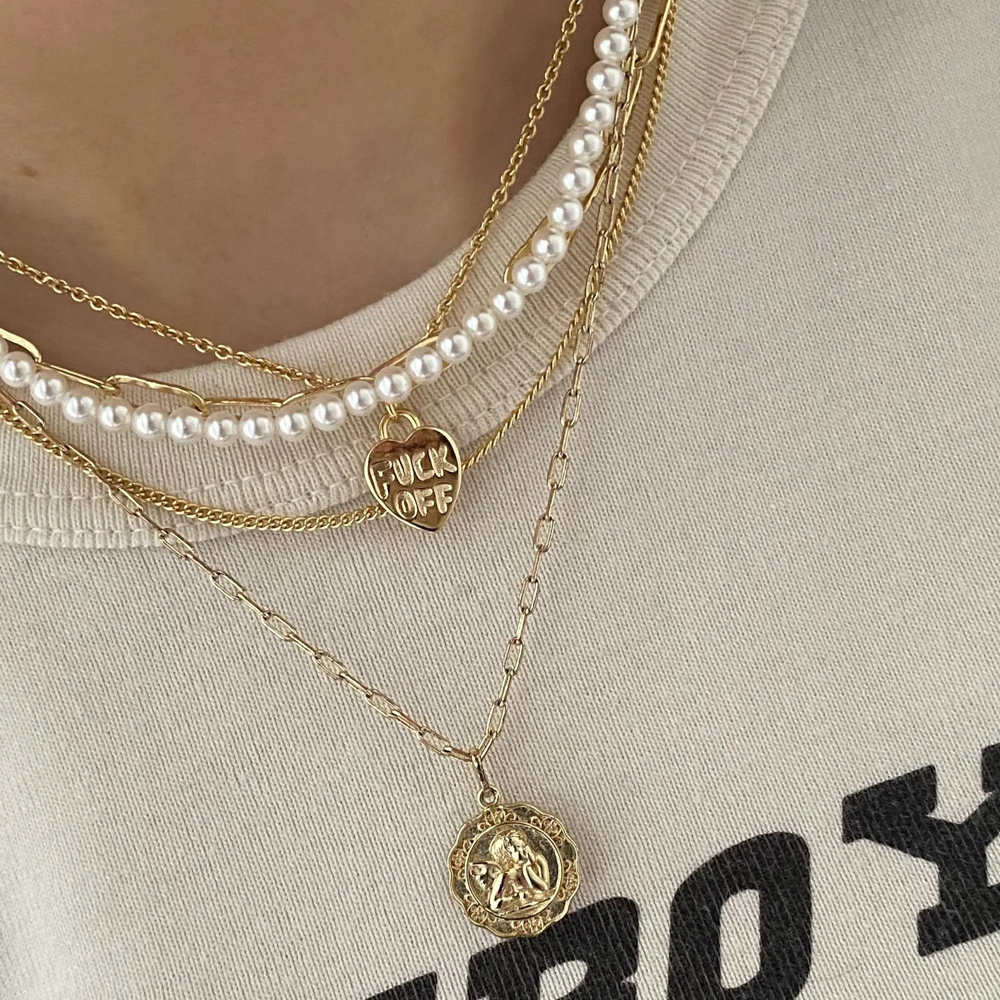 Try it on  Girly Pearly Necklace