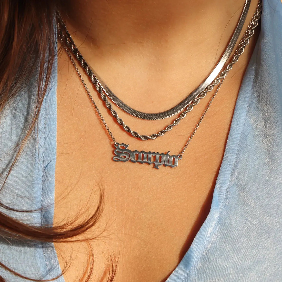 Try it on  Shining Snake Necklace 2.0