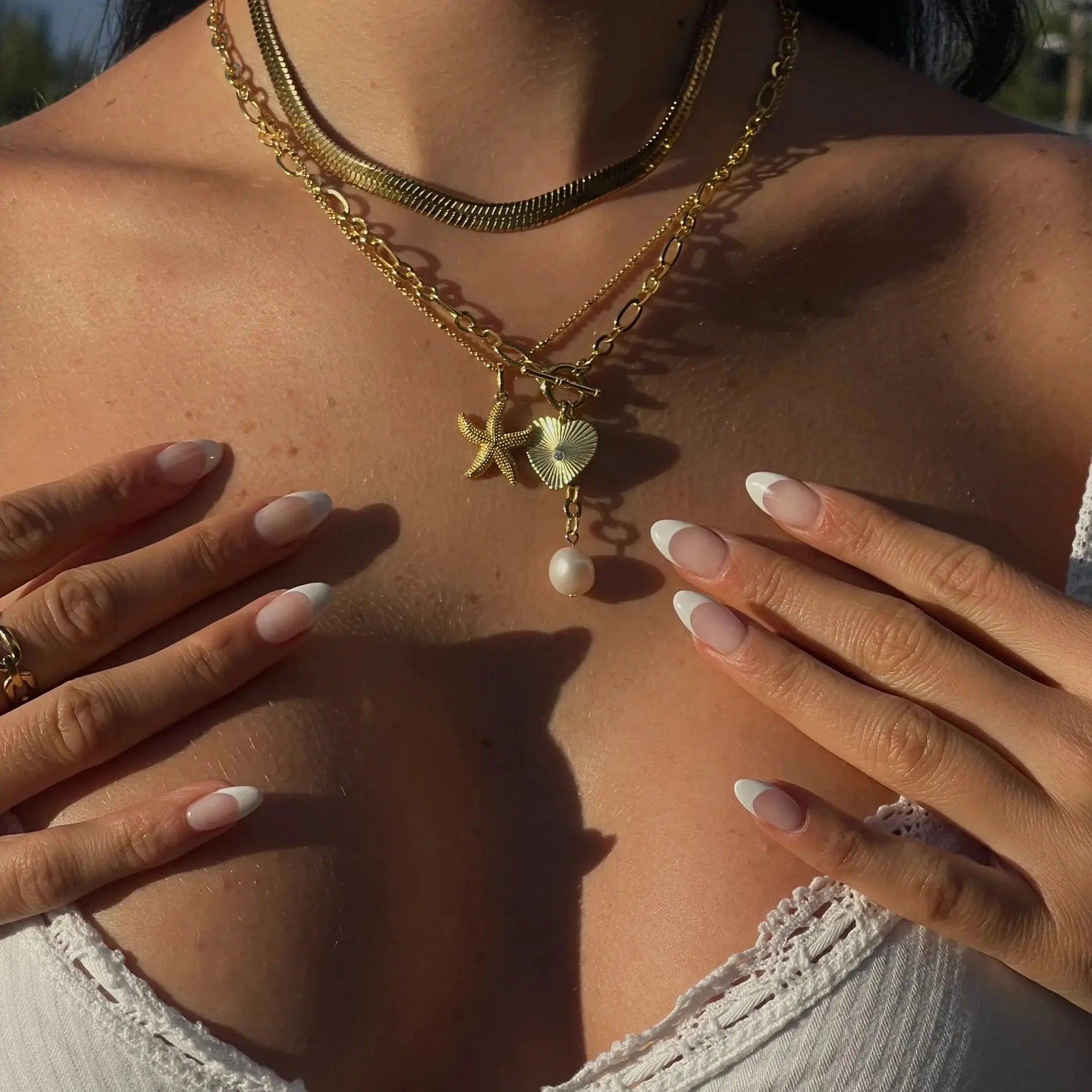 Try it on  Soleilo Necklace